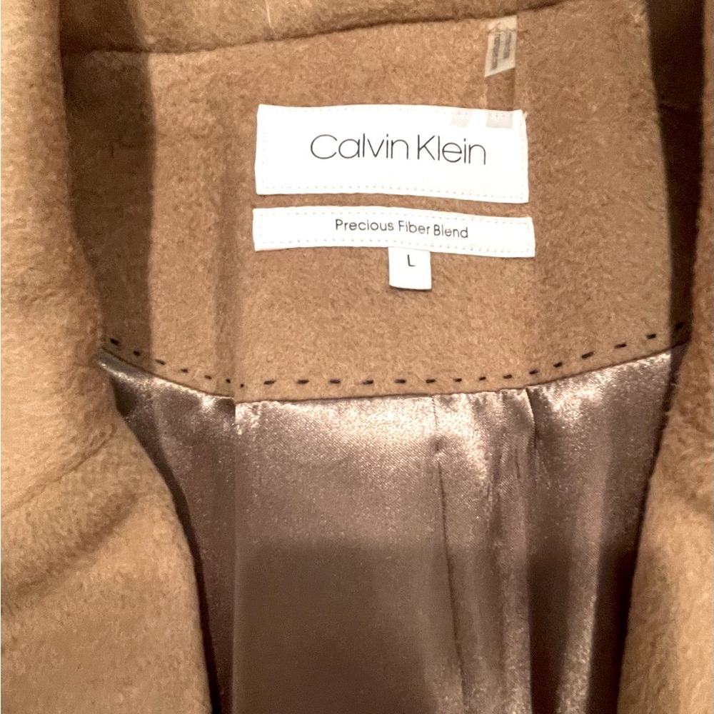 New without tags…Beautiful men’s topcoat..camel/tan color mint condition - Picture 4 of 5
